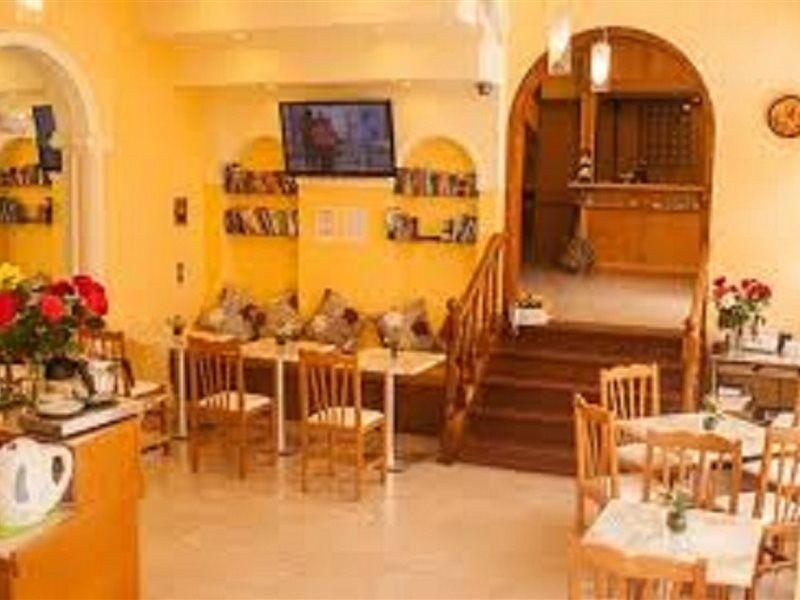 Bella Vista Beach Hotel And Studios Бенитсес Экстерьер фото